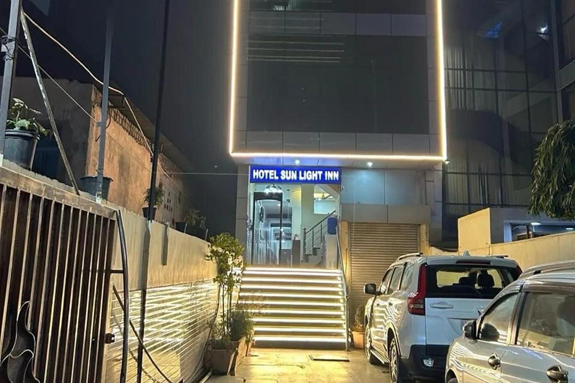 Sunlight Hotel 3*